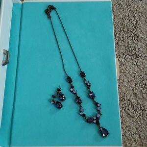 Necklace and earring set